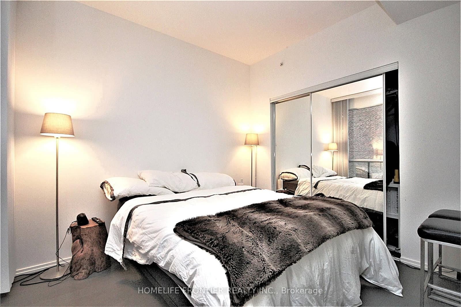 70 Temperance Street, Unit 607 thumbnail 8