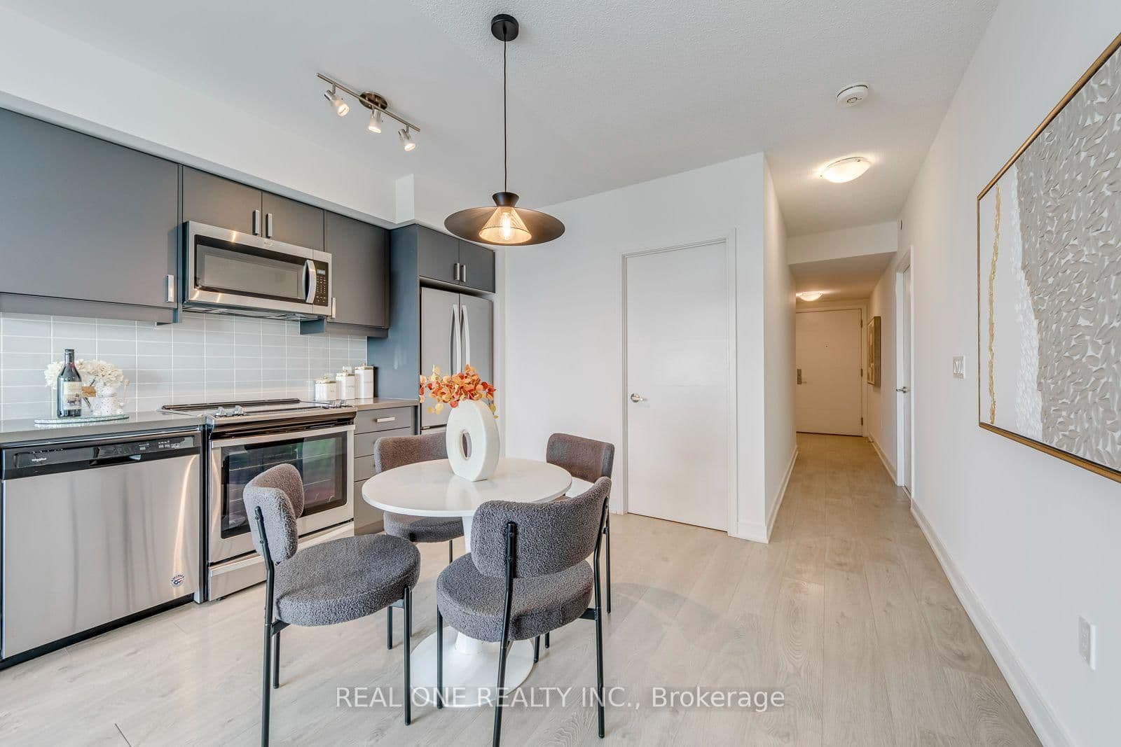 50 Wellesley Street E, Unit 3706 thumbnail 12