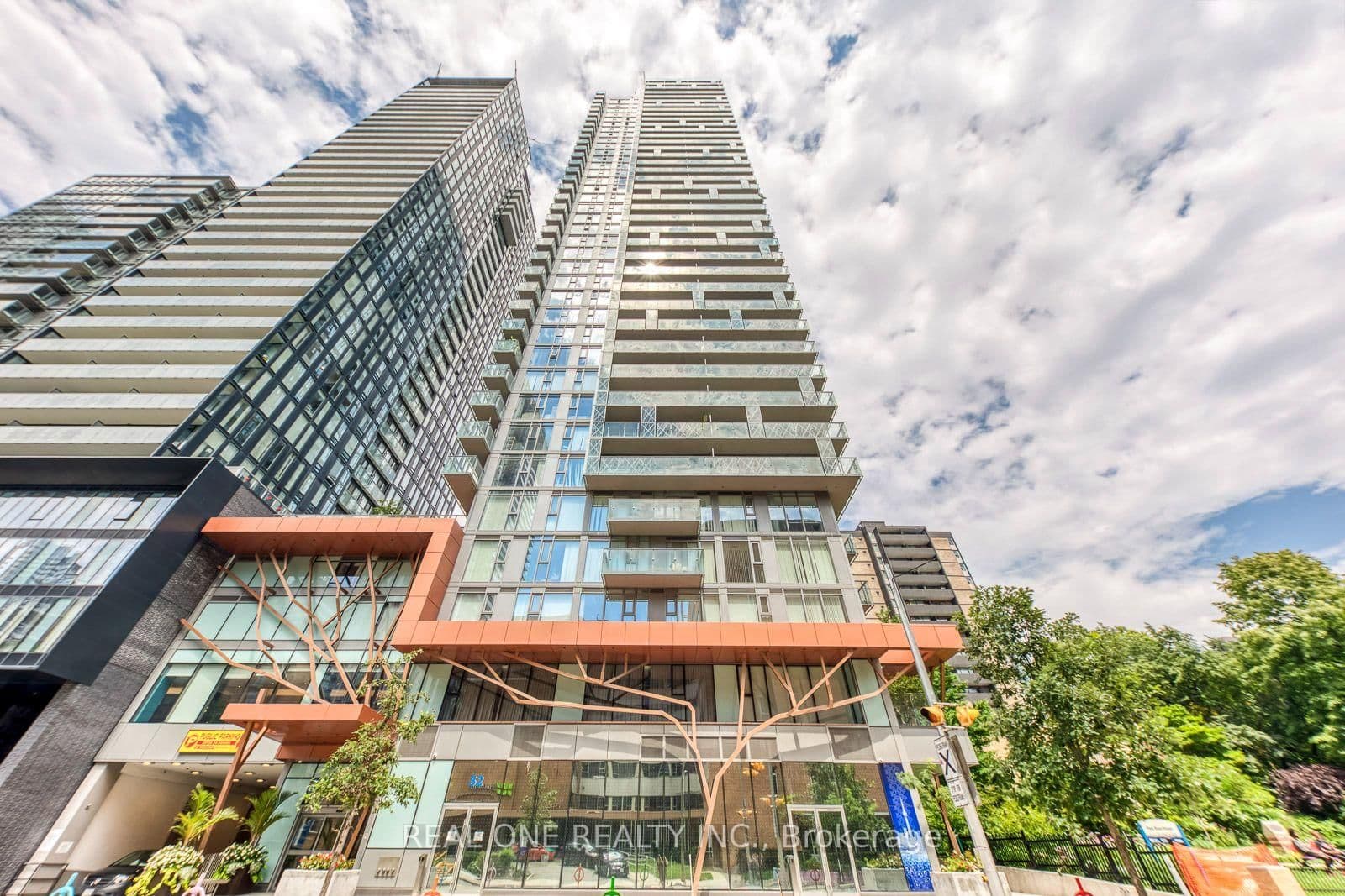 50 Wellesley Street E, Unit 3706 thumbnail 2