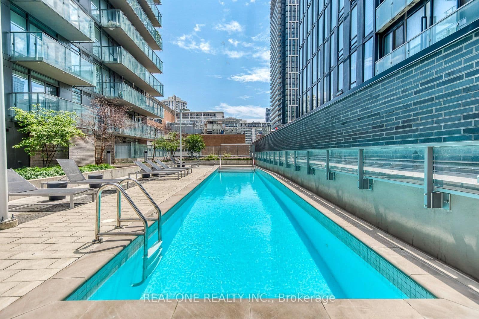 50 Wellesley Street E, Unit 3706 thumbnail 33