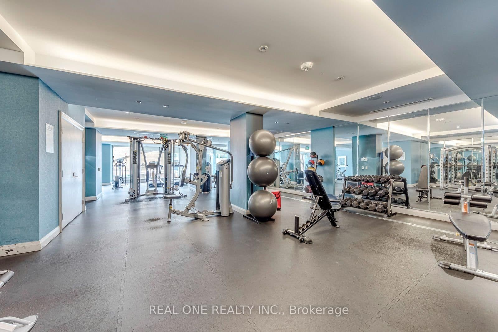 50 Wellesley Street E, Unit 3706 thumbnail 34