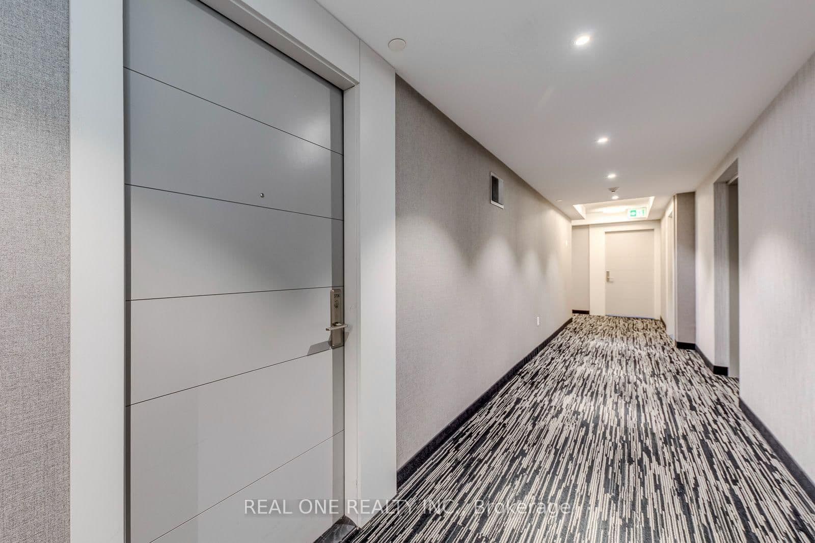 50 Wellesley Street E, Unit 3706 thumbnail 6