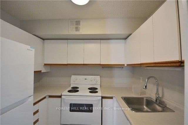 92 King Street E, Unit 211 thumbnail 9