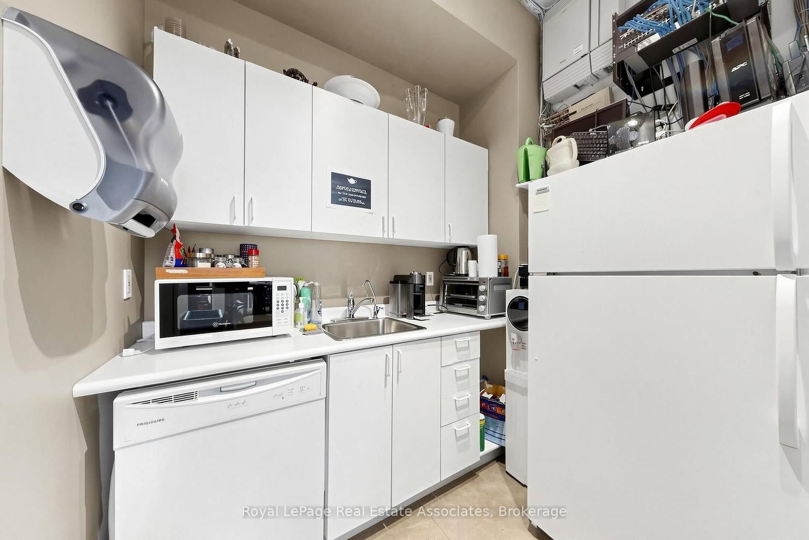 645 King Street W, Unit Second Level thumbnail 31