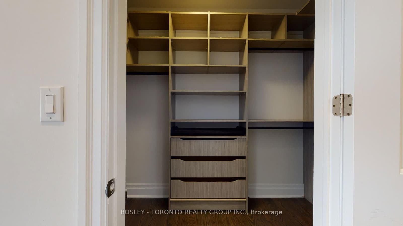 295 Adelaide Street W, Unit PH01 thumbnail 16