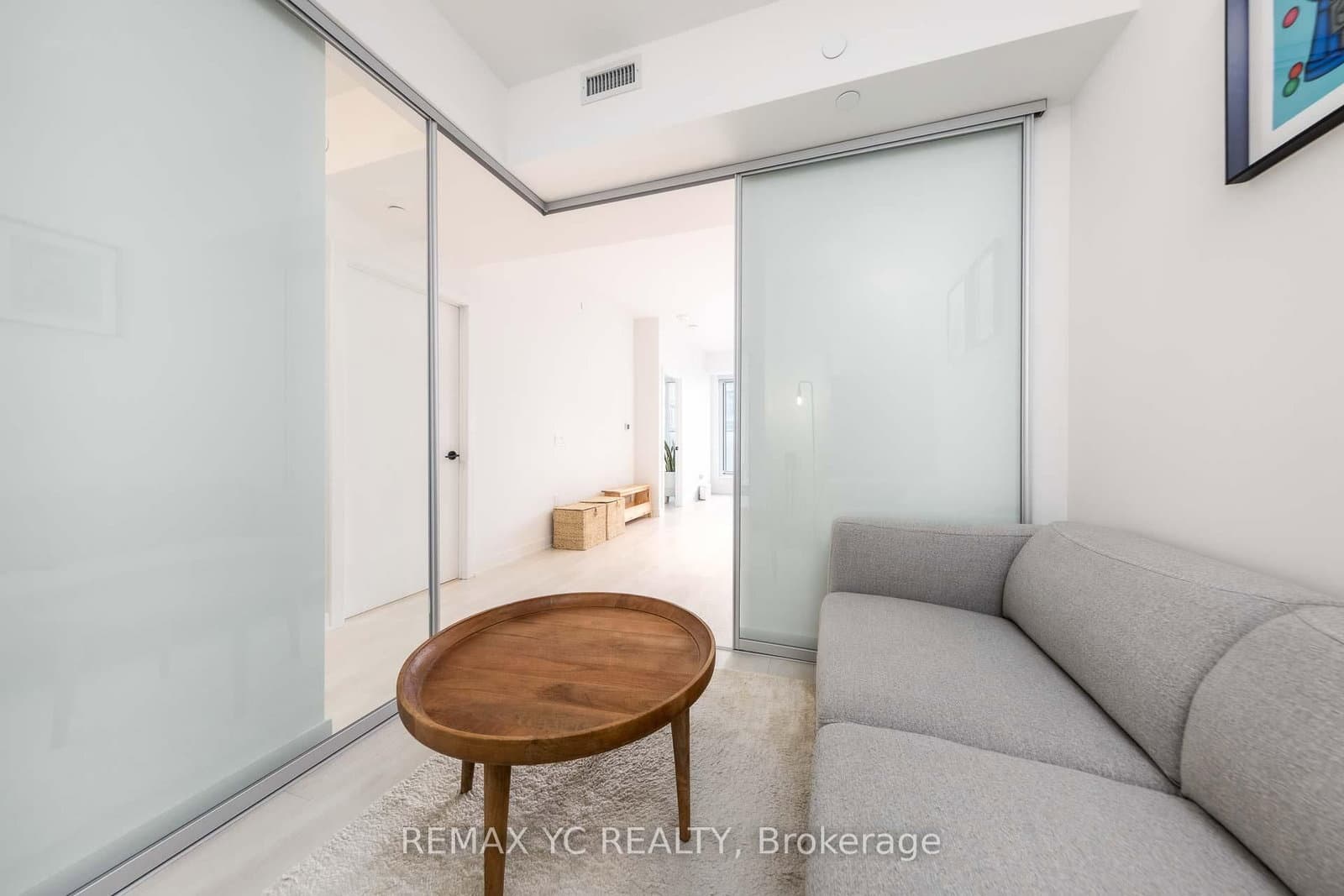 117 Broadway Avenue, Unit 703 thumbnail 12