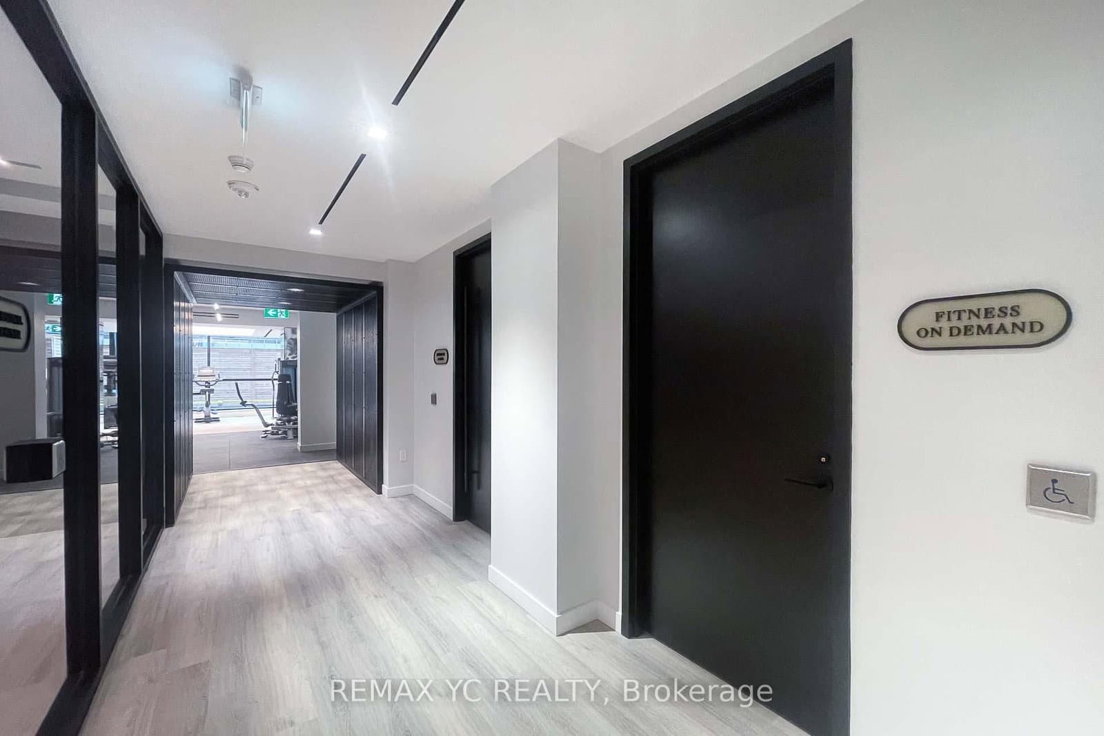117 Broadway Avenue, Unit 703 thumbnail 30