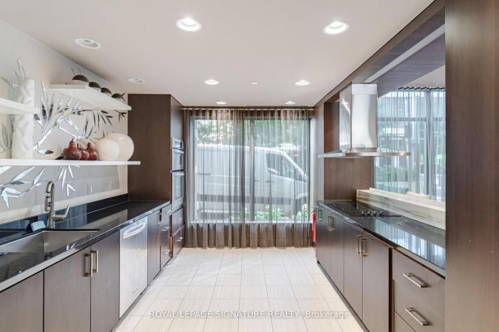 33 Sheppard Avenue E, Unit 2210 thumbnail 27