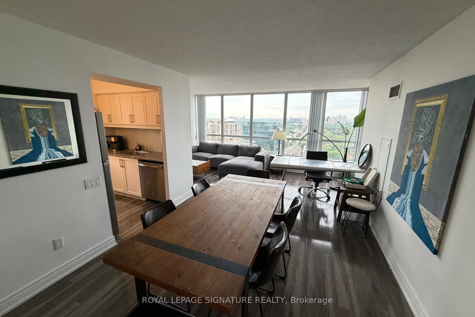 33 Sheppard Avenue E, Unit 2210 thumbnail 3