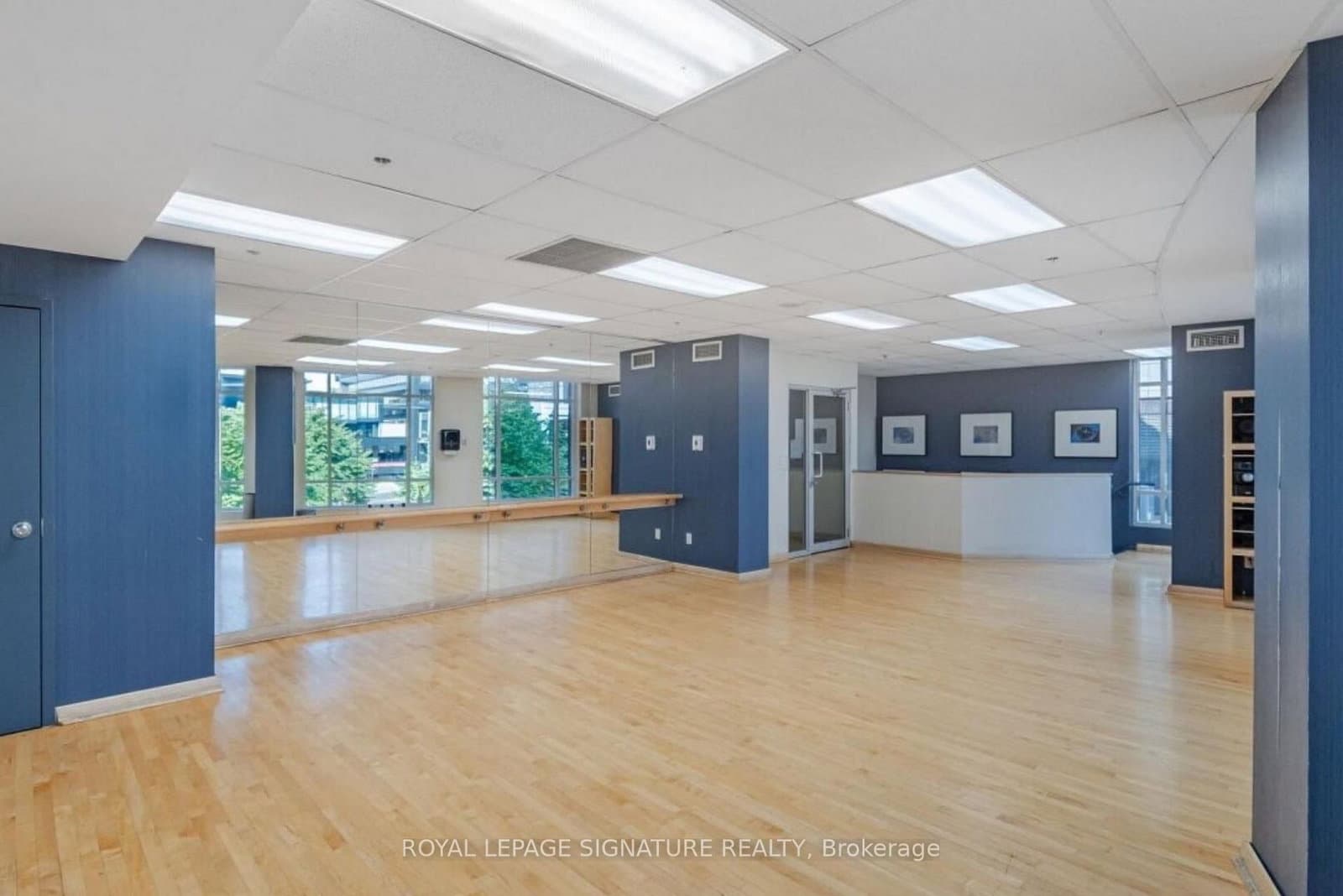 33 Sheppard Avenue E, Unit 2210 thumbnail 32