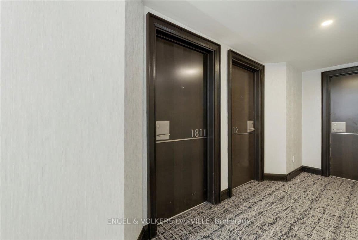 25 The Esplanade, Unit 1811 thumbnail 4