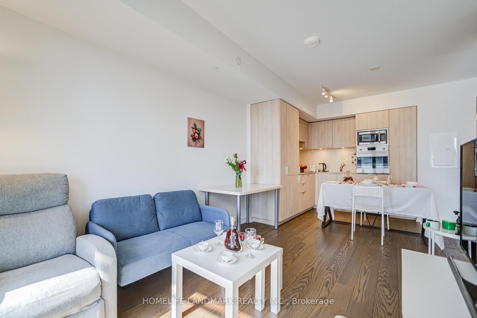 11 Wellesley Street W, Unit 1106 thumbnail 16