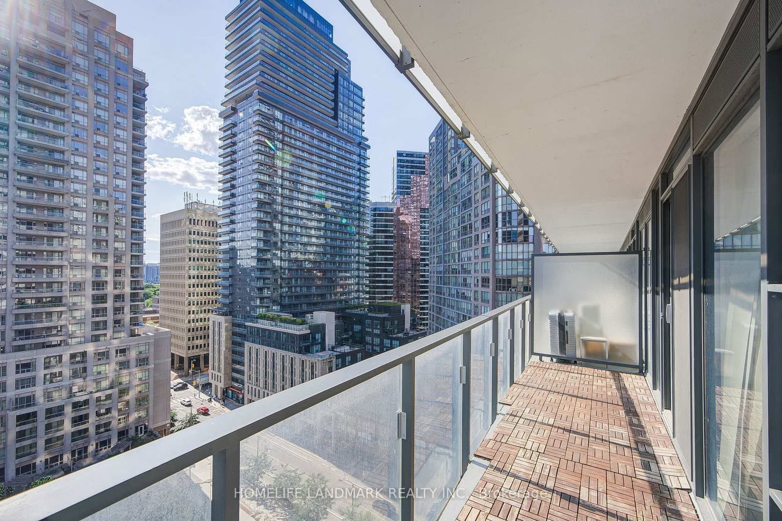 11 Wellesley Street W, Unit 1106 thumbnail 27