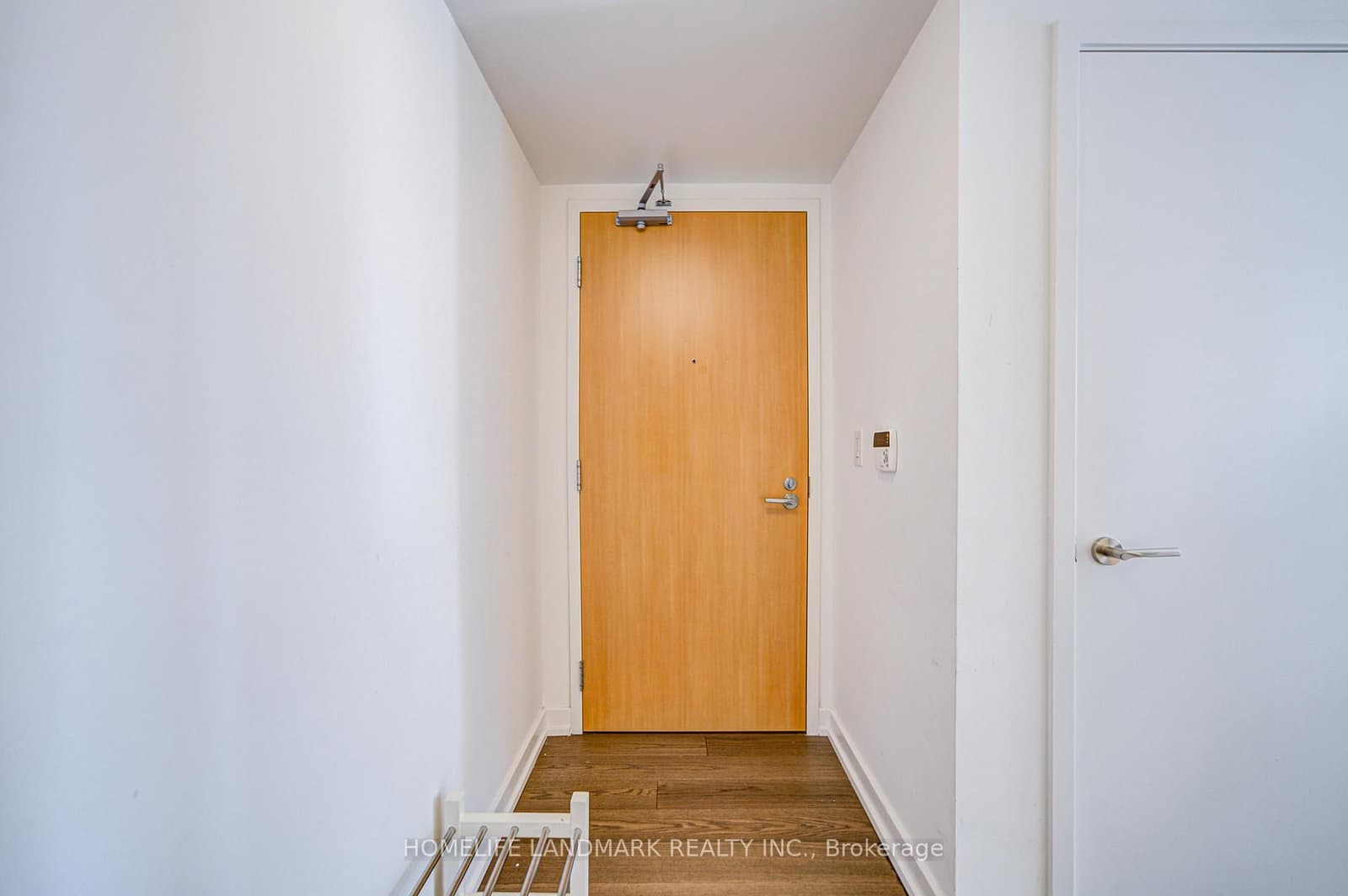 11 Wellesley Street W, Unit 1106 thumbnail 3