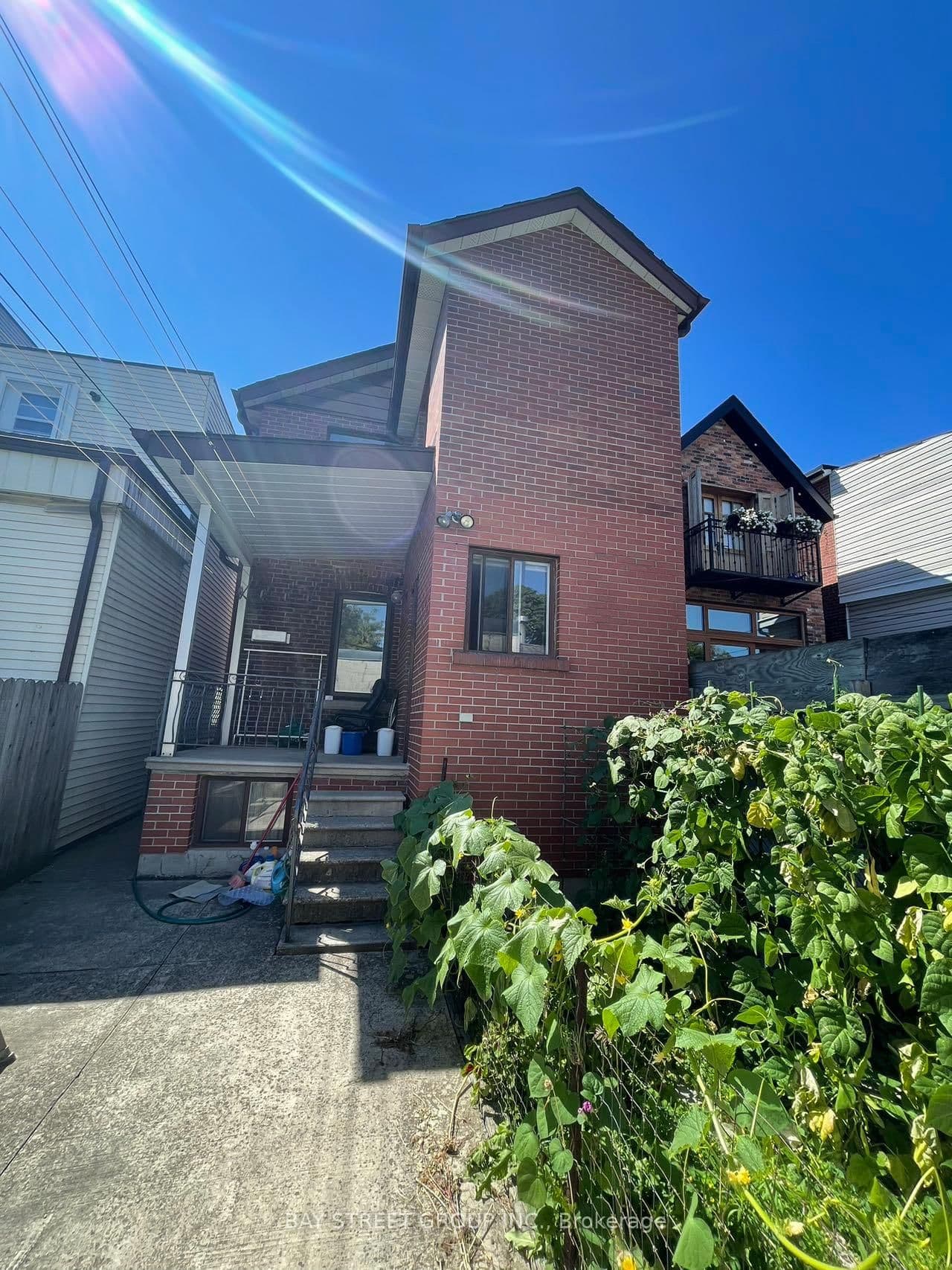543 Crawford Street thumbnail 5