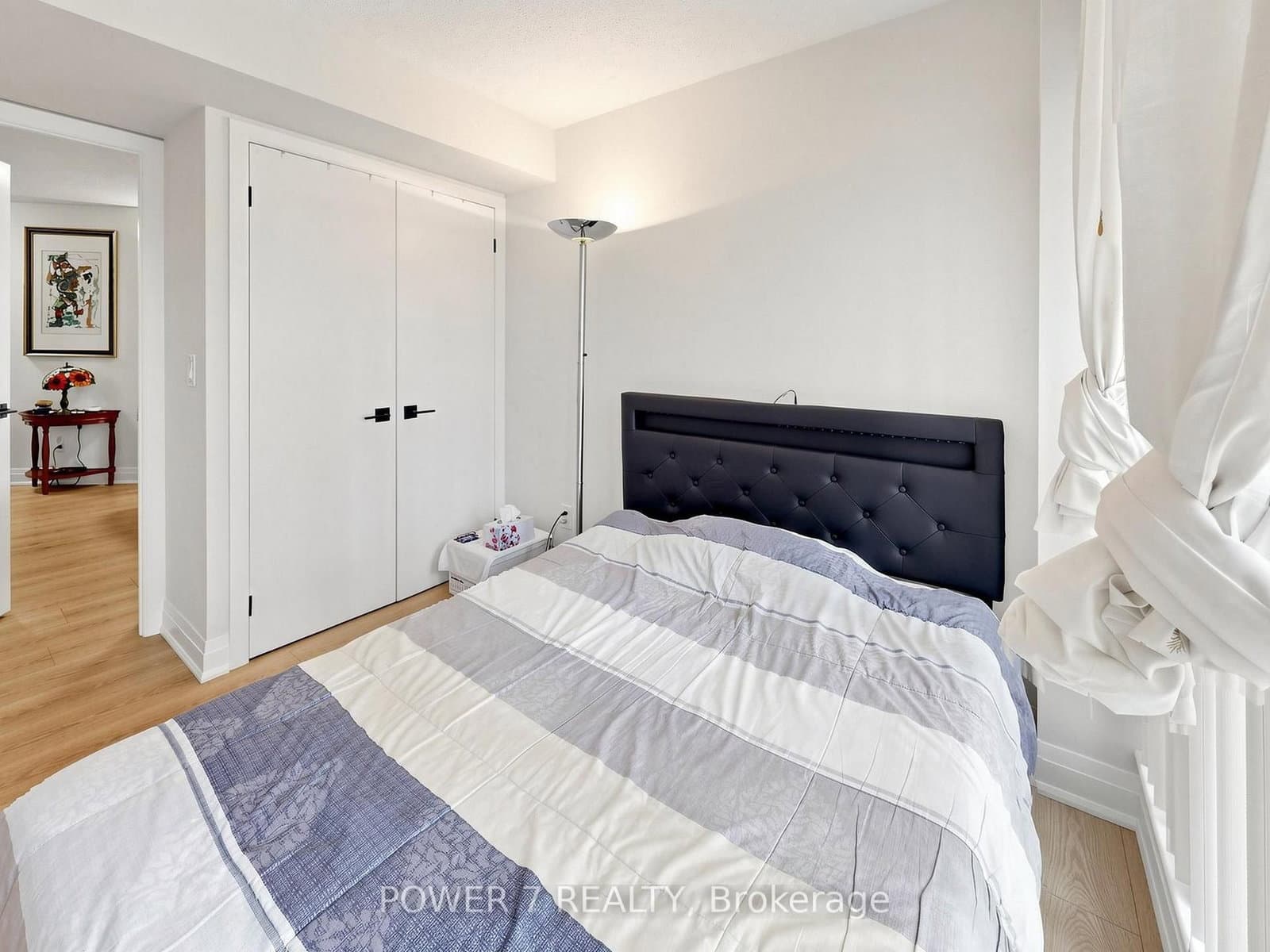 8 Park Road, Unit 2512 thumbnail 26
