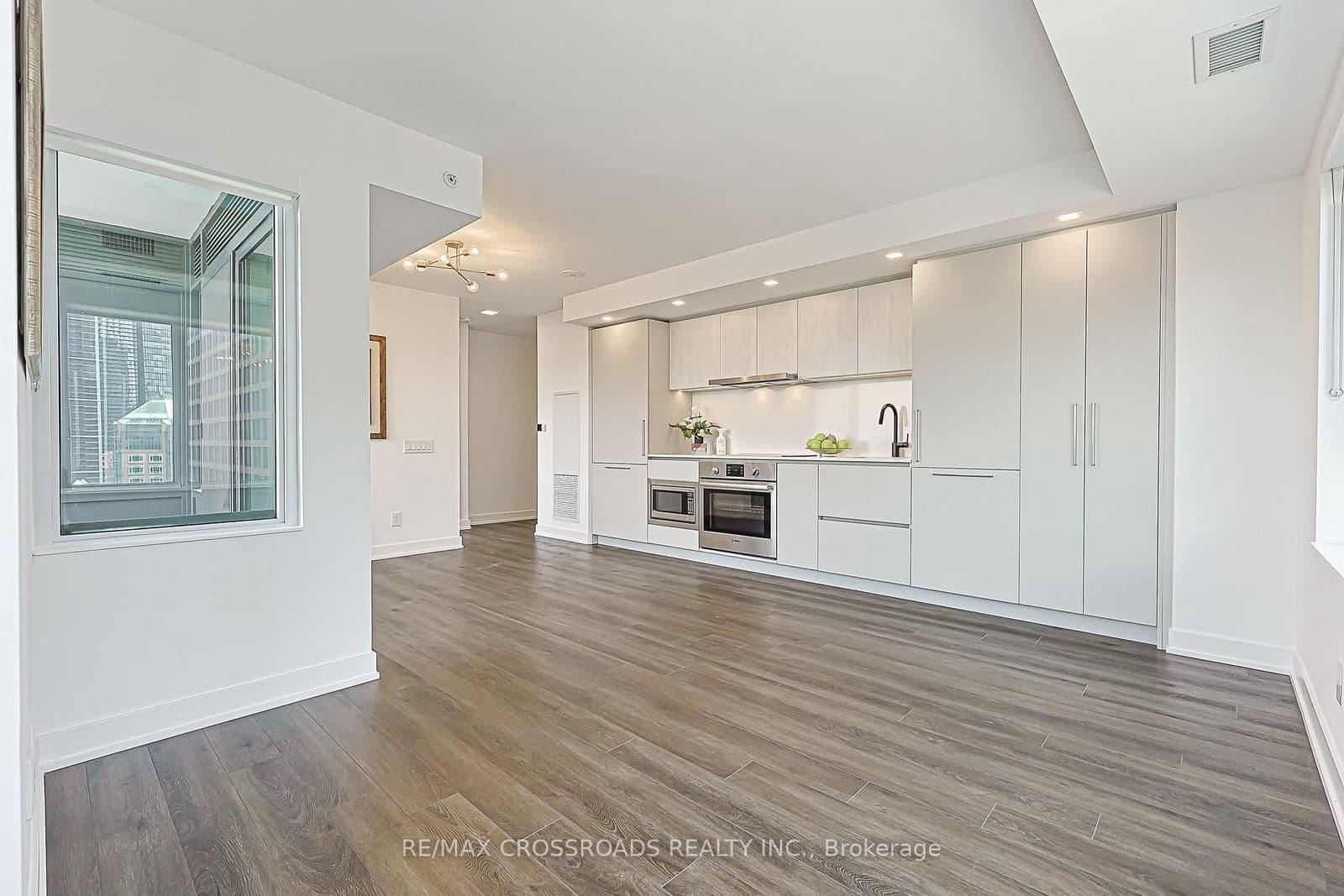 609 Sherbourne Street, Unit 1204 thumbnail 10