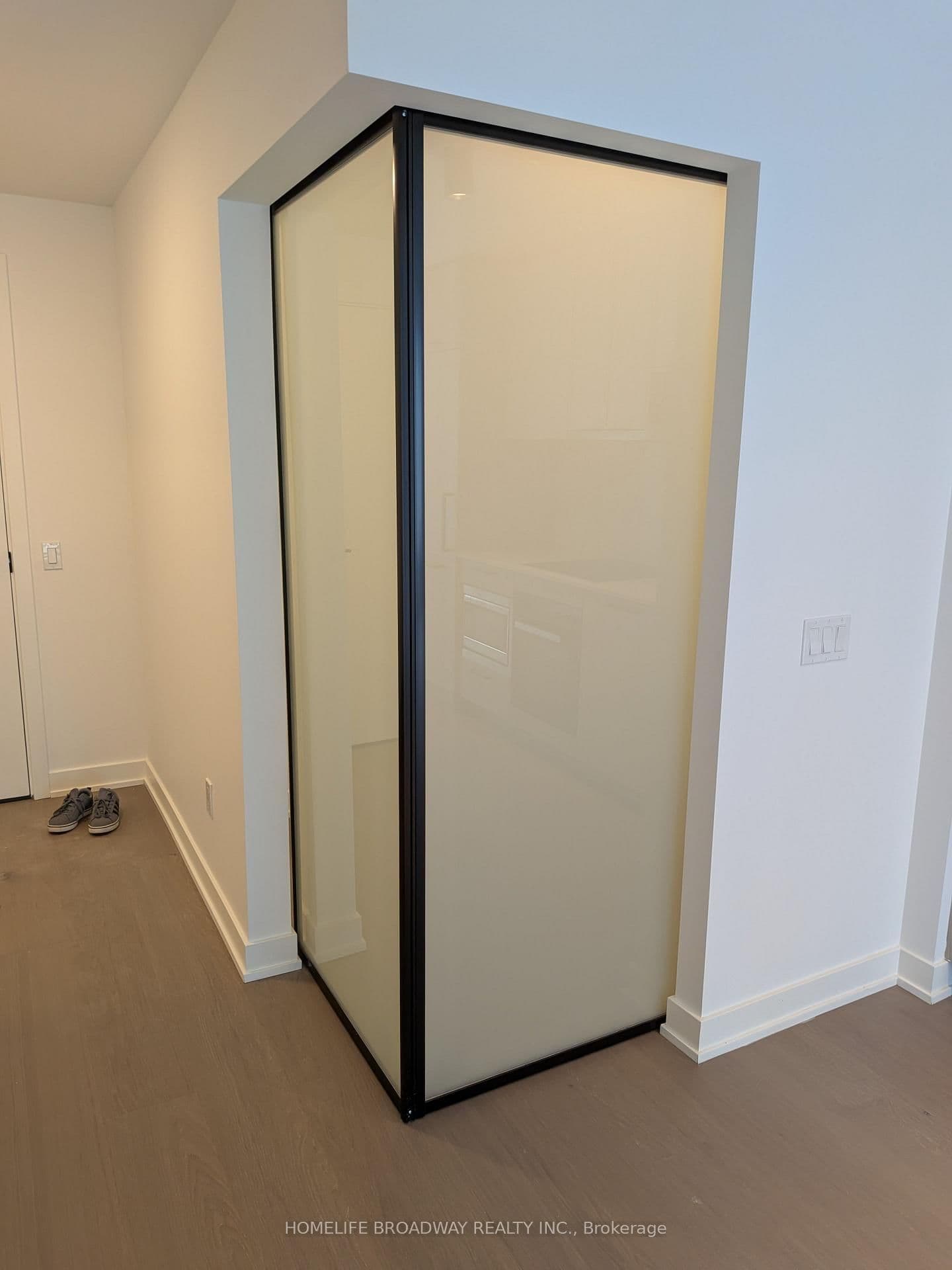 89 Montclair Avenue, Unit 1822 thumbnail 12