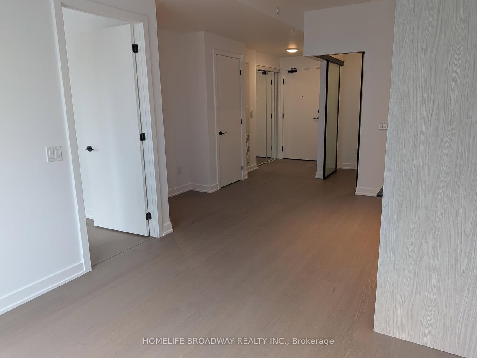 89 Montclair Avenue, Unit 1822 thumbnail 7