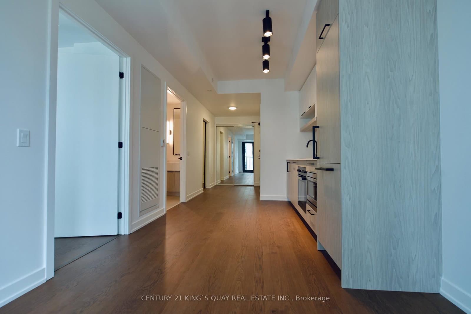89 Montclair Avenue, Unit 1526 thumbnail 13