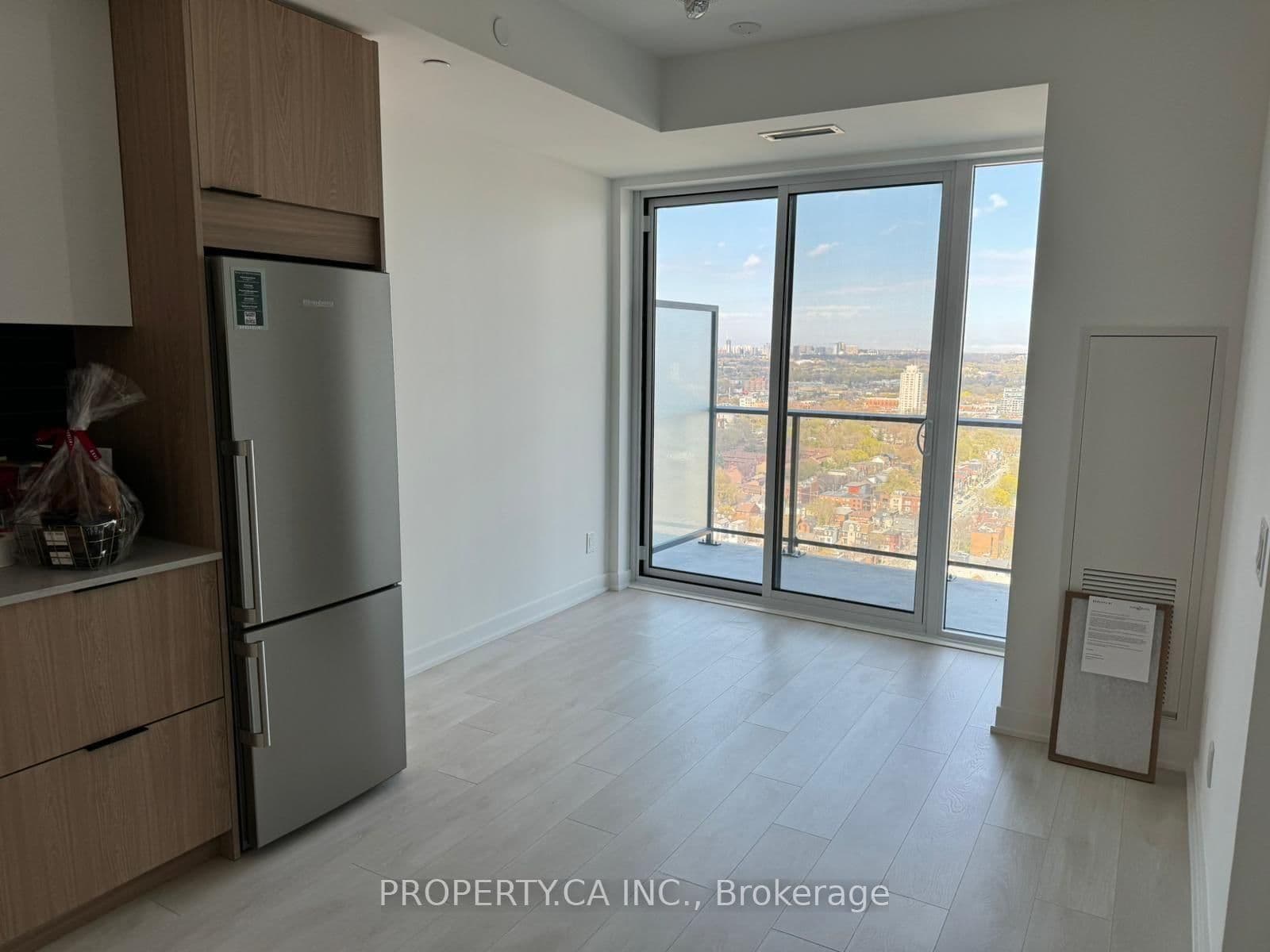 5 Defries Street, Unit 2801 thumbnail 2