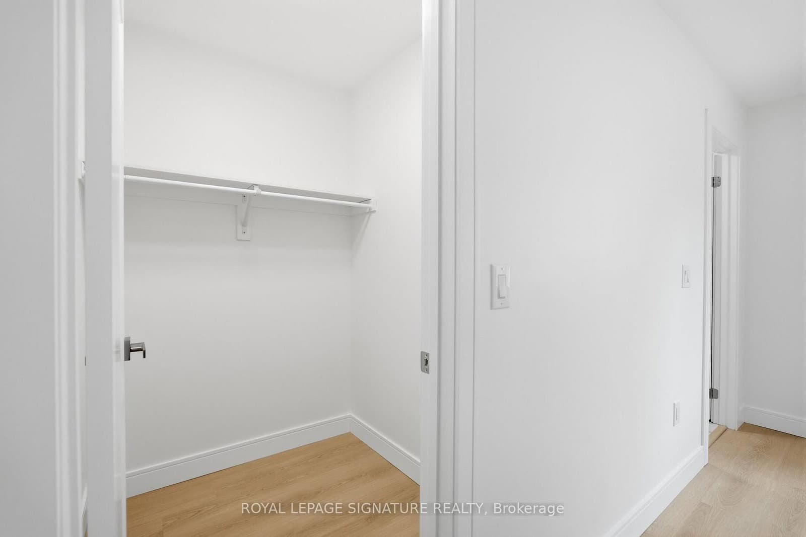 53 Bishop Avenue, Unit 2 thumbnail 11