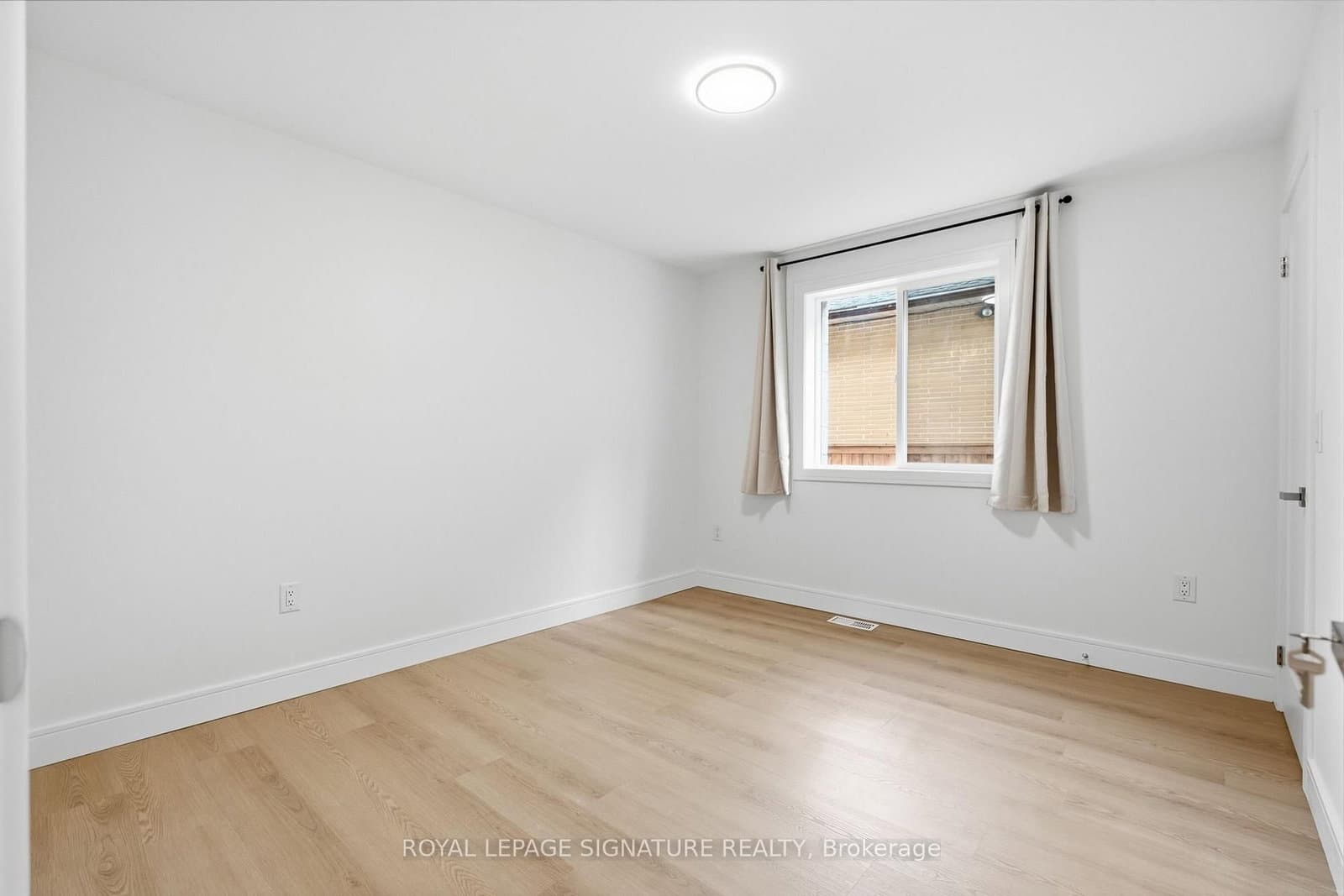 53 Bishop Avenue, Unit 2 thumbnail 13