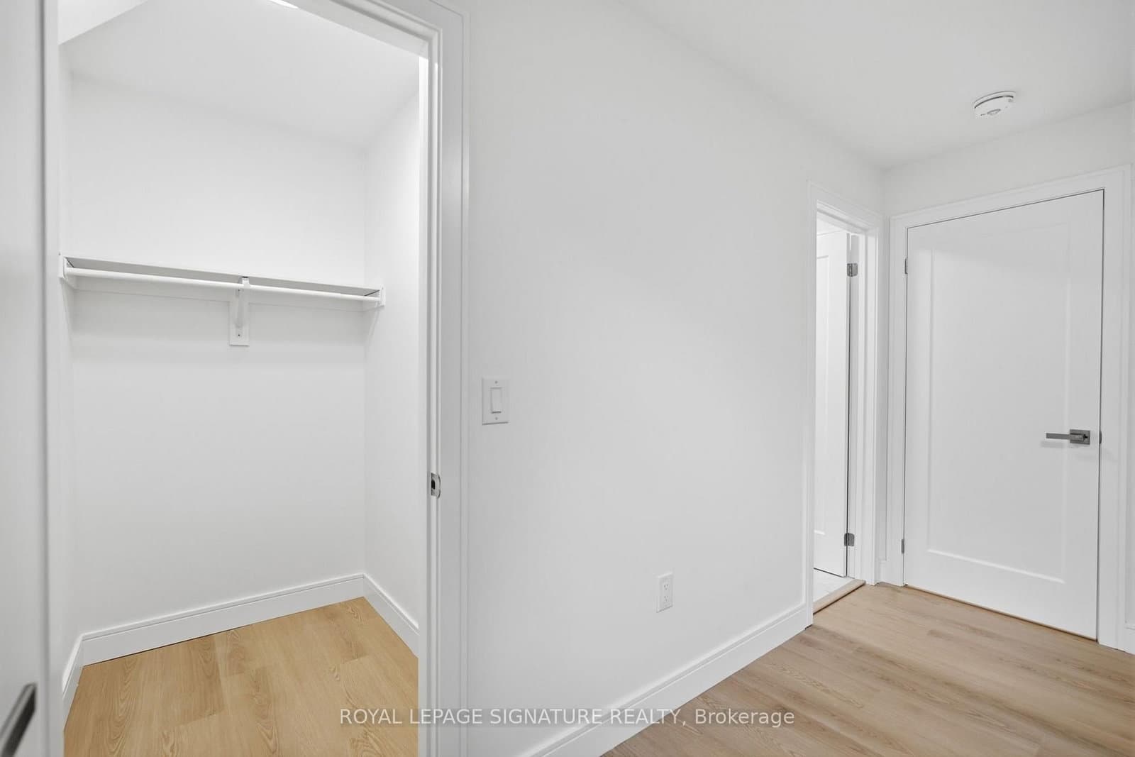 53 Bishop Avenue, Unit 2 thumbnail 17