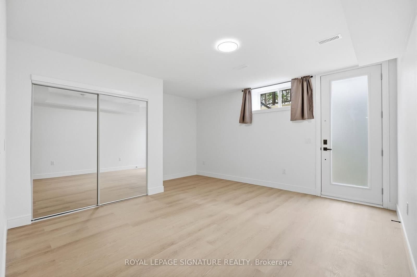 53 Bishop Avenue, Unit 2 thumbnail 22