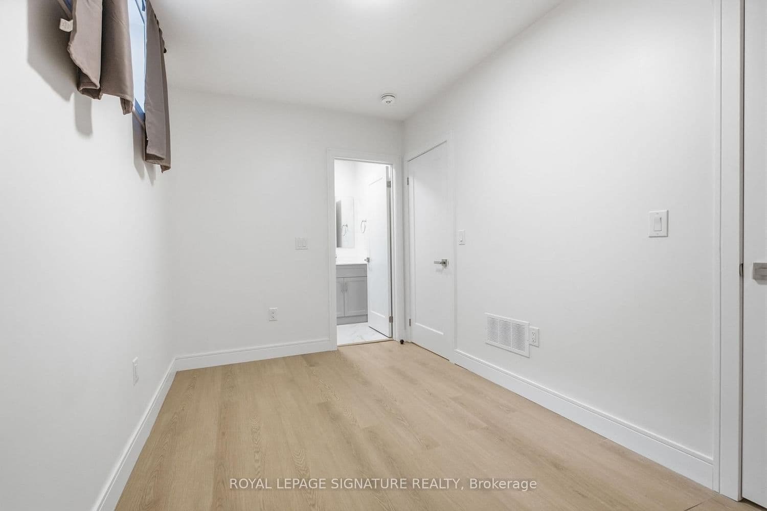 53 Bishop Avenue, Unit 2 thumbnail 27