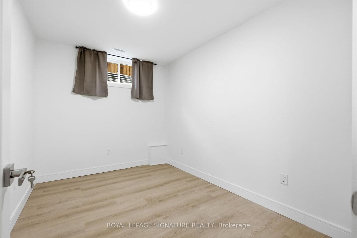 53 Bishop Avenue, Unit 2 thumbnail 31