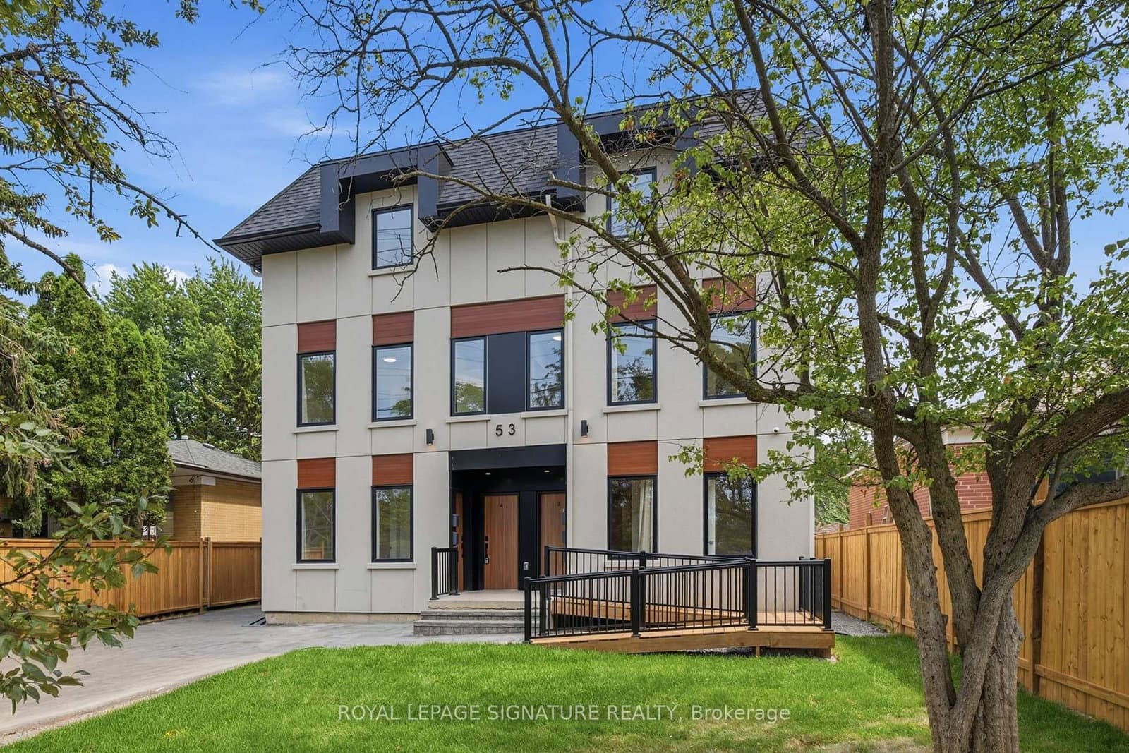 53 Bishop Avenue, Unit 2 thumbnail 36