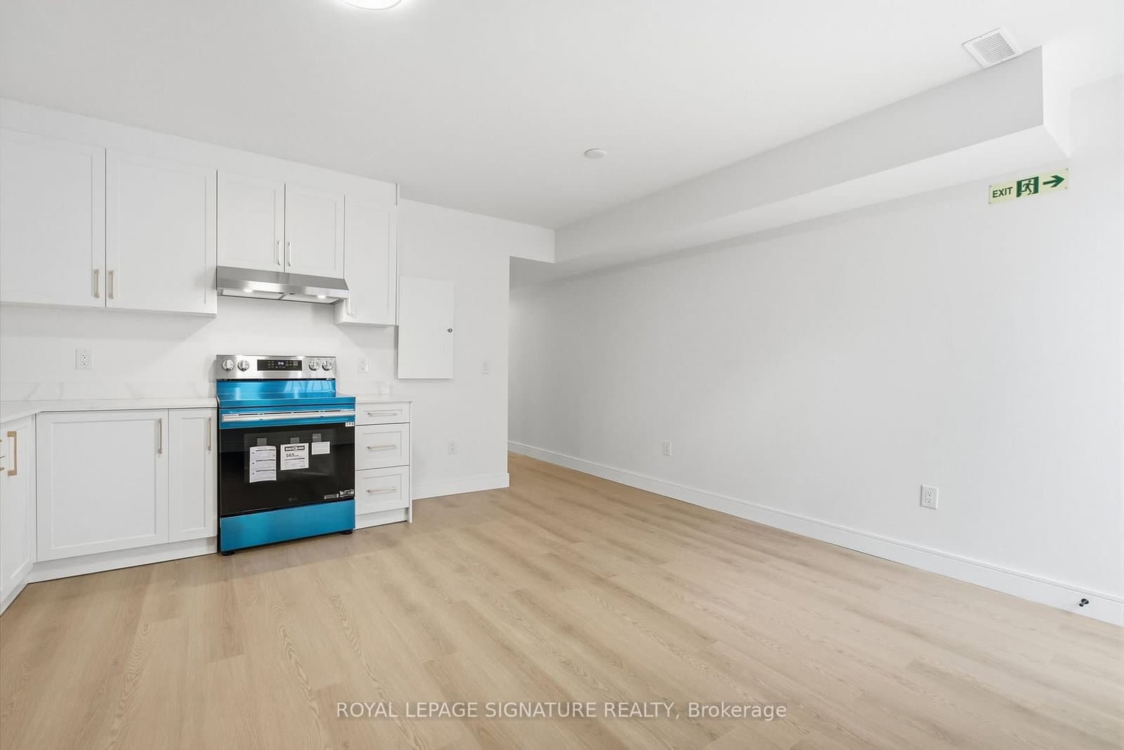 53 Bishop Avenue, Unit 1B thumbnail 3