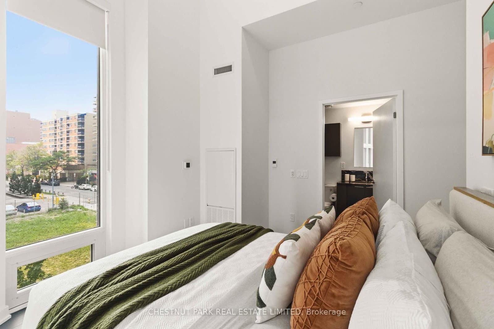 121 St Patrick Street, Unit 201 thumbnail 19
