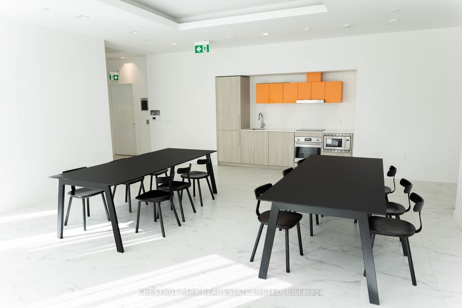 121 St Patrick Street, Unit 201 thumbnail 23