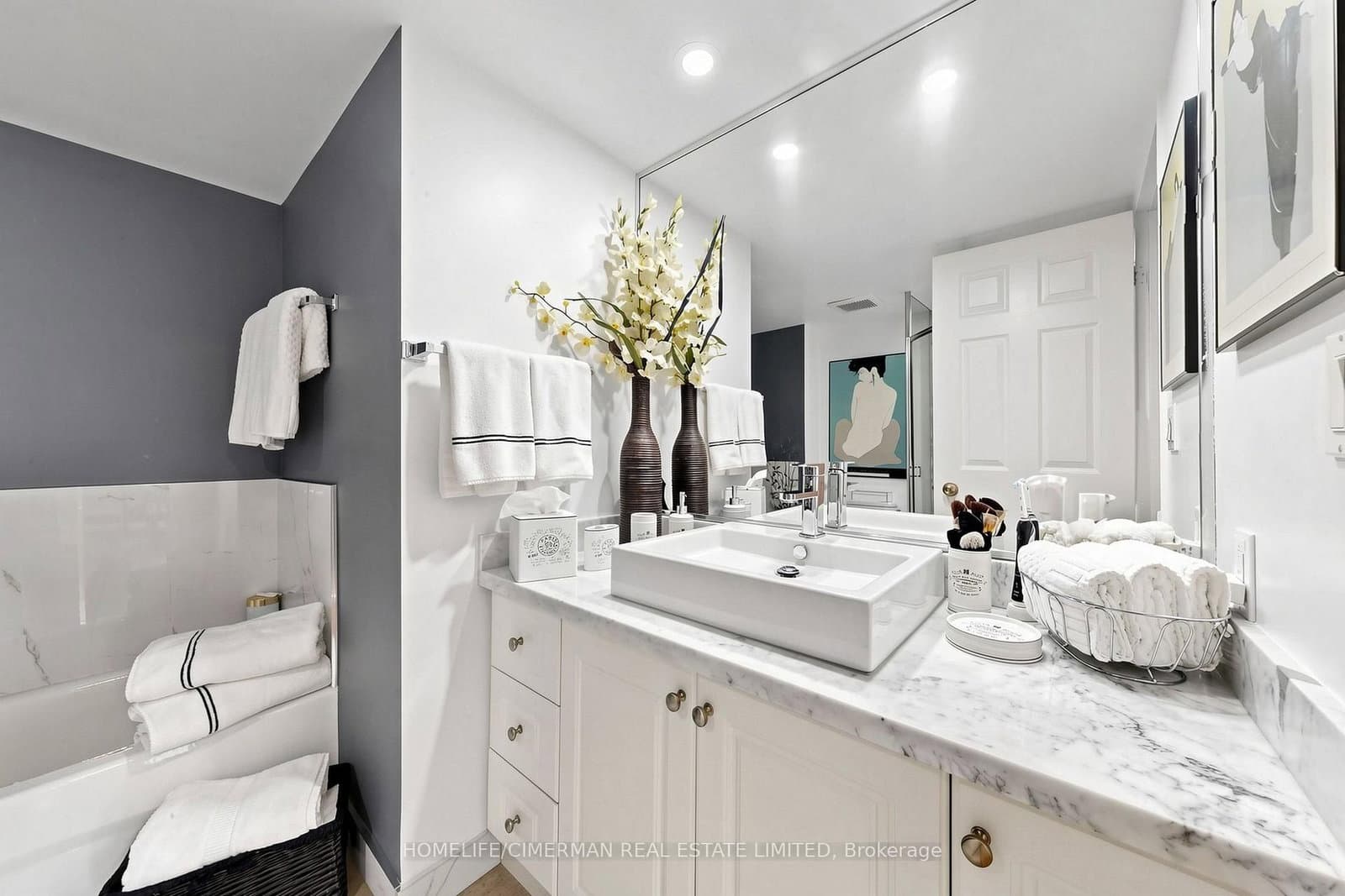 5 Concorde Place, Unit 3302 thumbnail 24