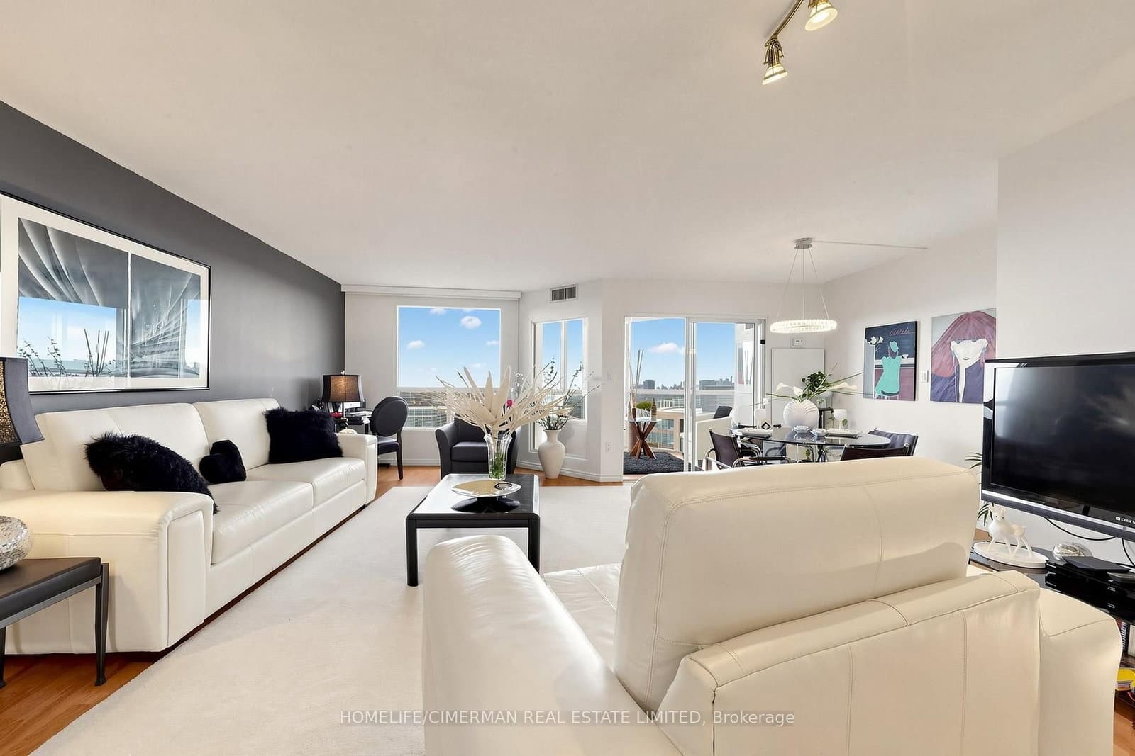 5 Concorde Place, Unit 3302 thumbnail 5