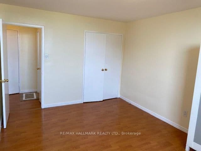 20 Forest Manor Road, Unit 907 thumbnail 15