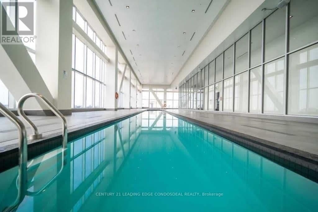 488 University Avenue, Unit 2312 thumbnail 11