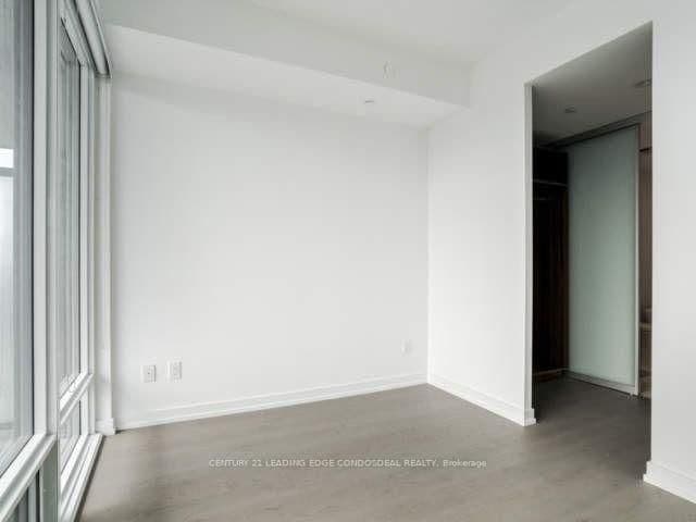 488 University Avenue, Unit 2312 thumbnail 22
