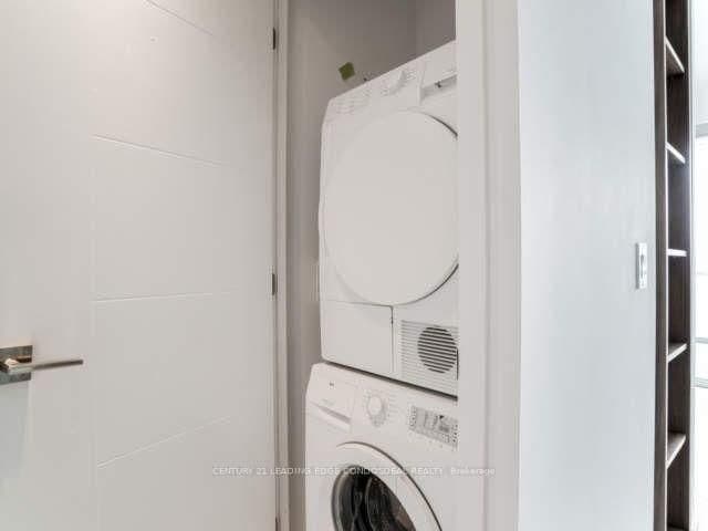 488 University Avenue, Unit 2312 thumbnail 27