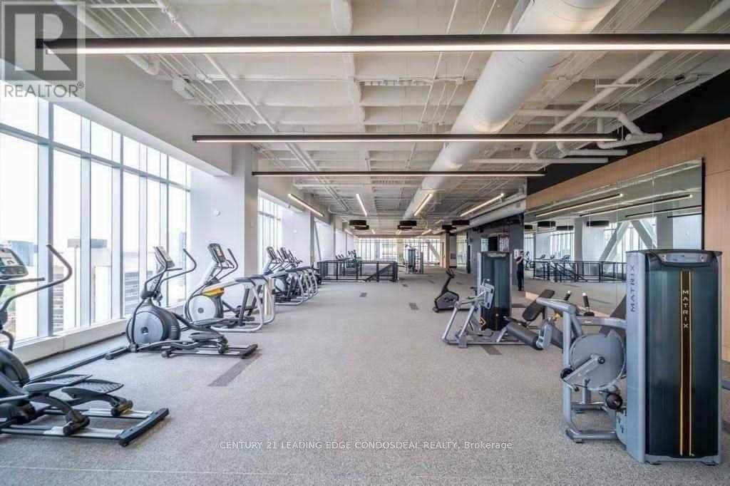 488 University Avenue, Unit 2312 thumbnail 8