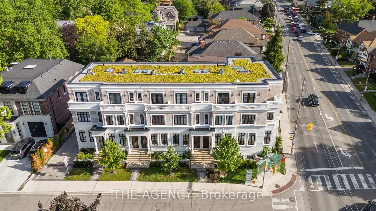 30 Hillhurst Boulevard thumbnail 2