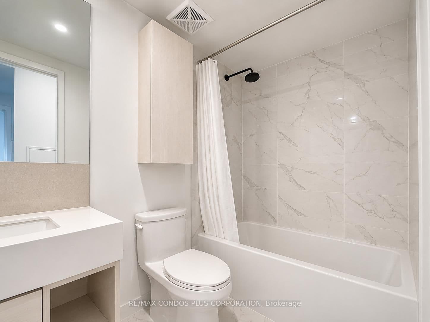 108 Peter Street, Unit 2101 thumbnail 12
