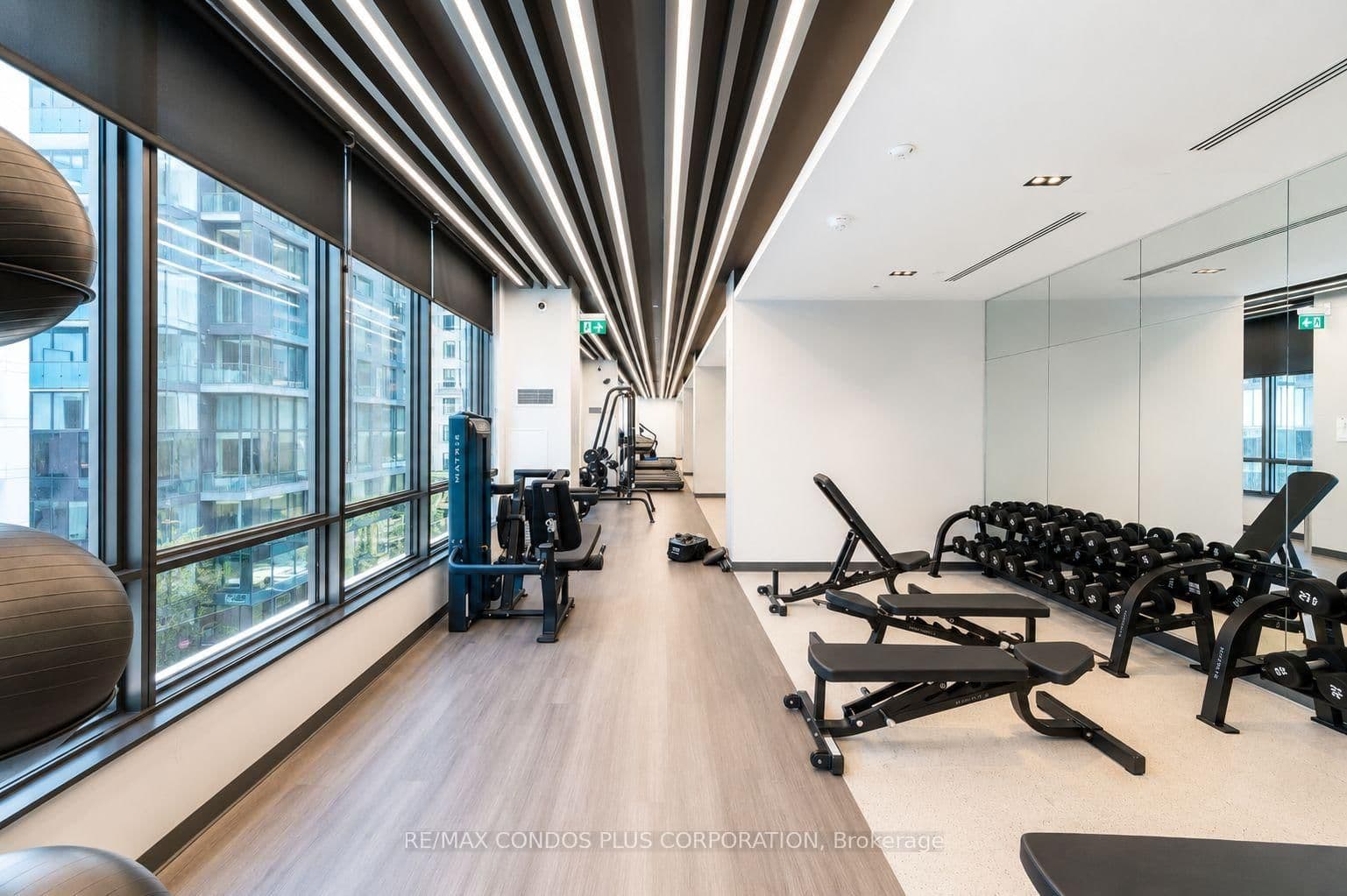 108 Peter Street, Unit 2101 thumbnail 16