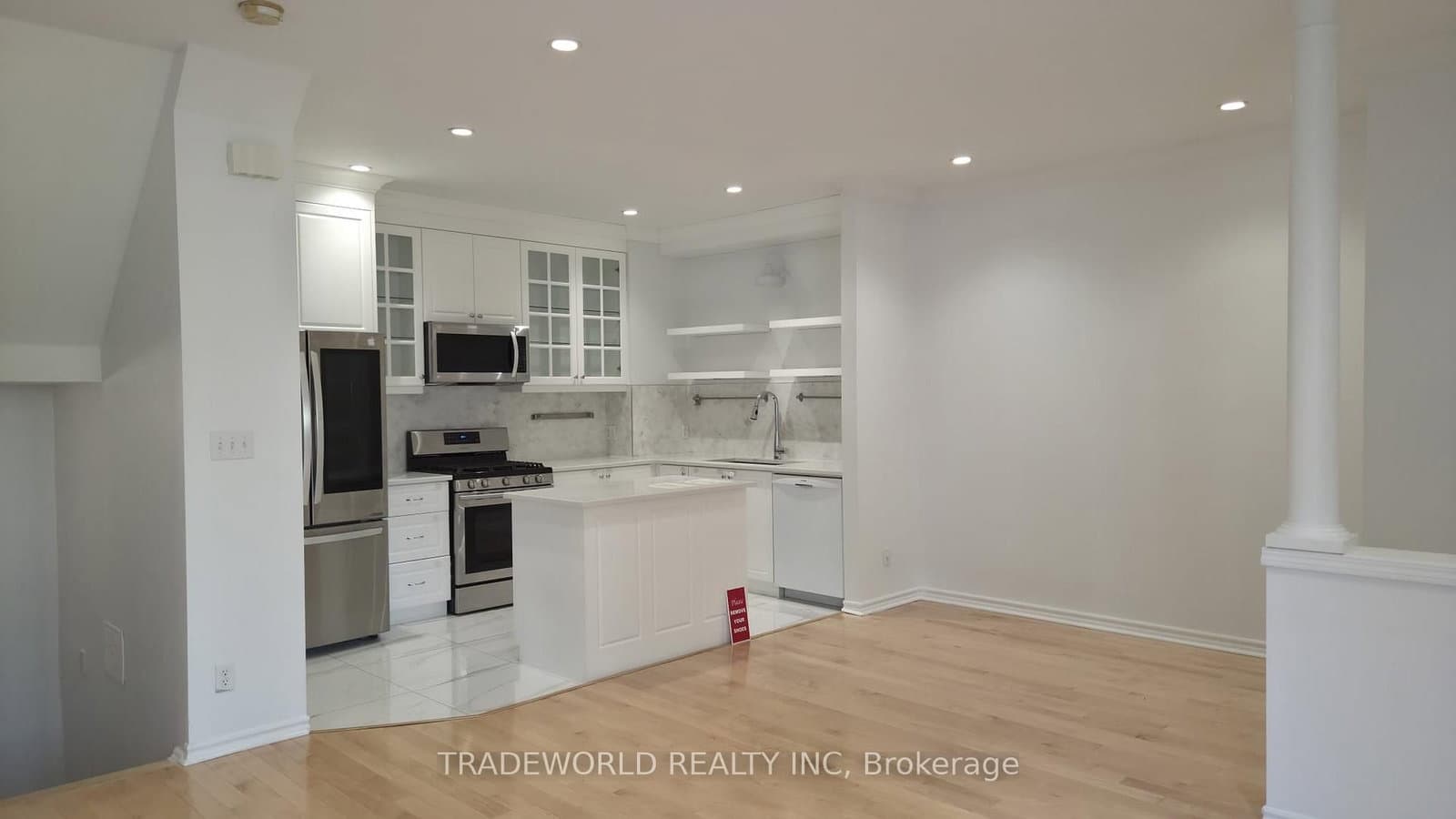 37 Avondale Avenue, Unit 513 thumbnail 8