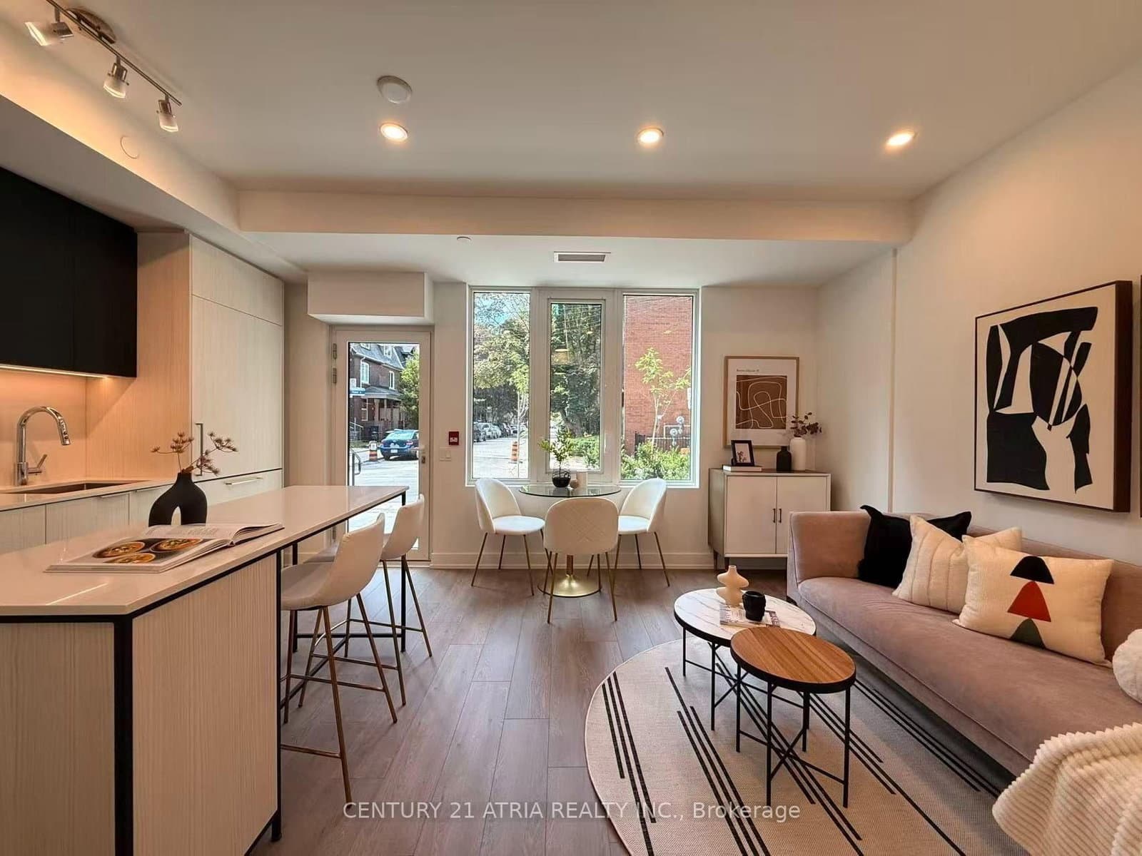 308 Jarvis Street, Unit 103 thumbnail 6