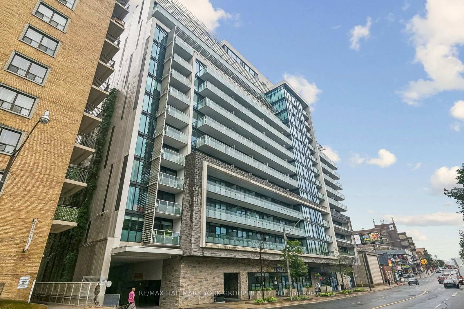 #606 - 3018 Yonge Street