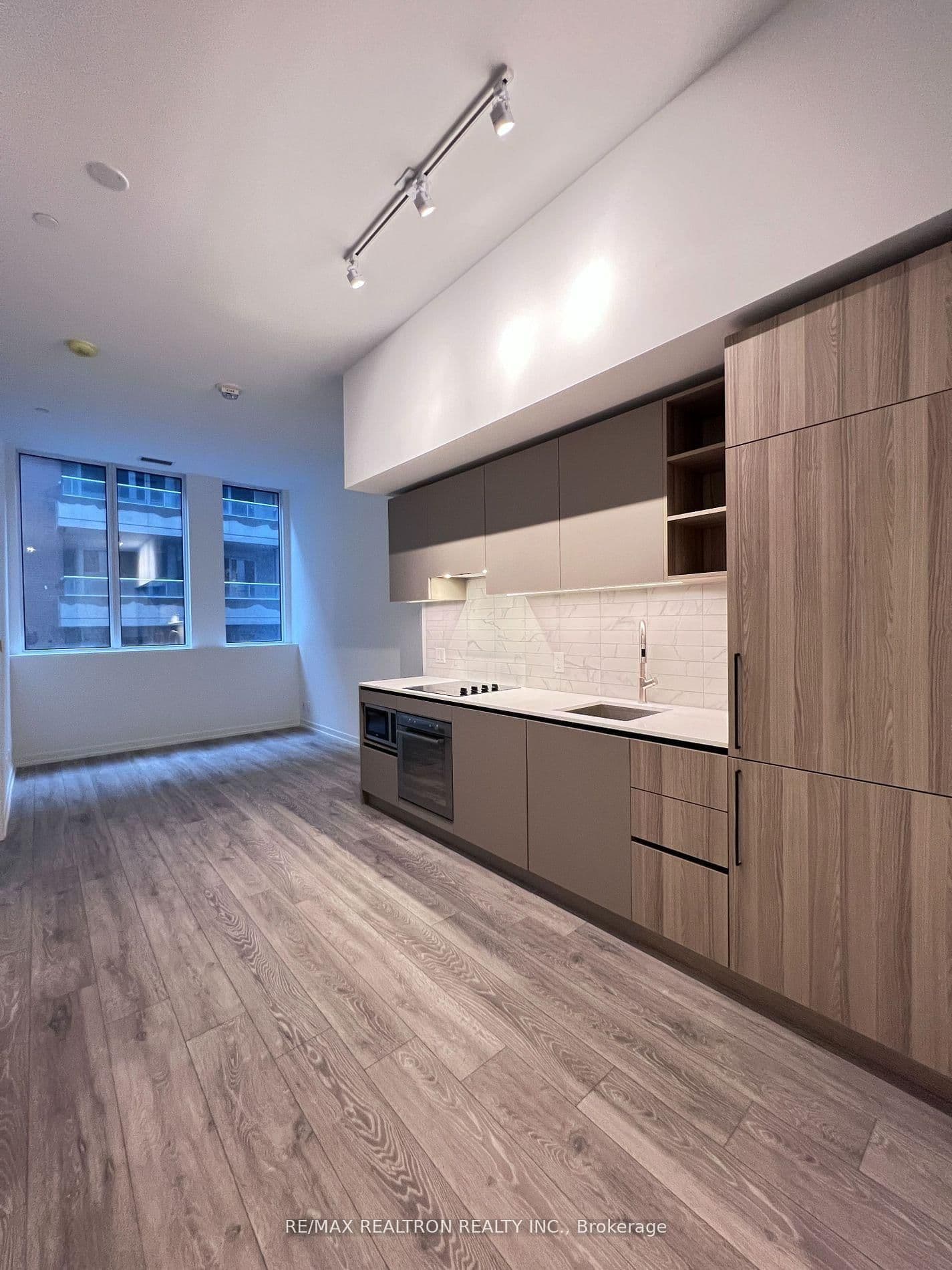 55 Mercer Street, Unit 709 thumbnail 2