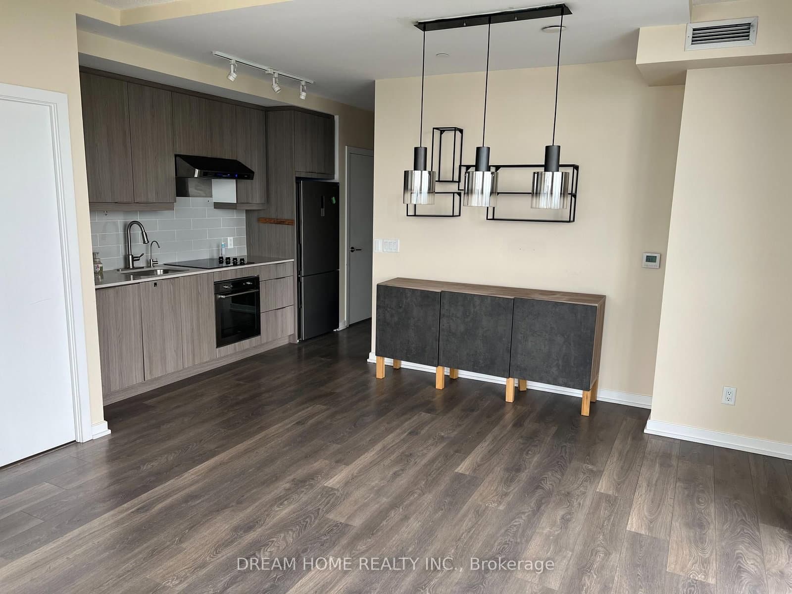 32 forest manor Road, Unit 3002 - Image 1